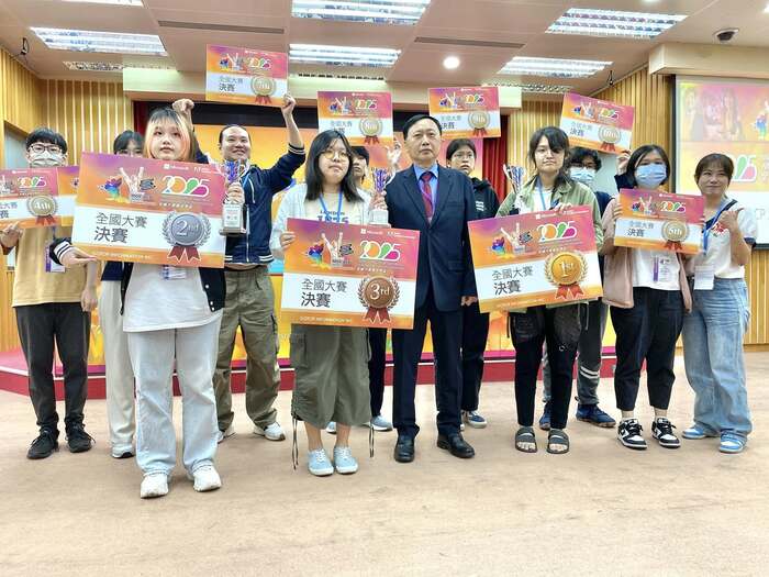 【榮譽獲獎】賀!城市科大數媒系及外語系於「2025 MOS/ACP全國大賽」包攬全國前6名及晉級美國世界盃!圖片