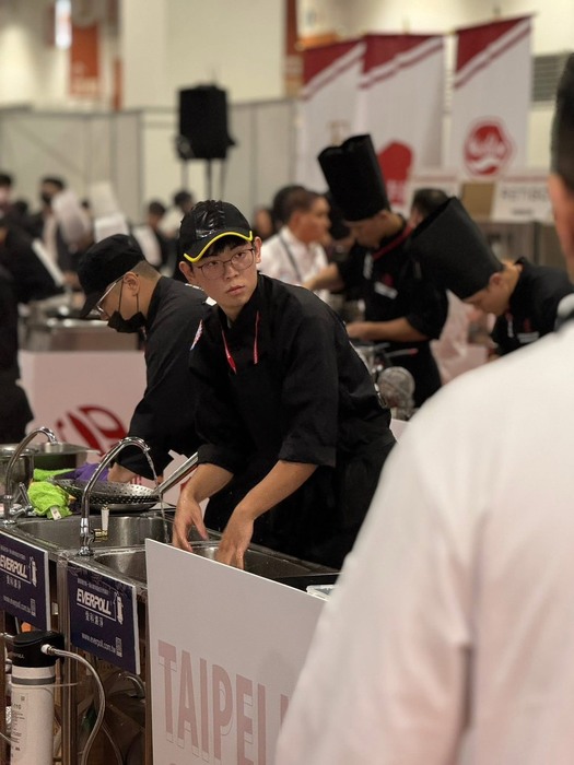 【榮譽獲獎】餐飲系參加「2025 TIC 台北國際廚藝挑戰賽」，獲得 1 全場最高分、1 金牌、1 銀牌、 7 銅牌、3 佳作圖片